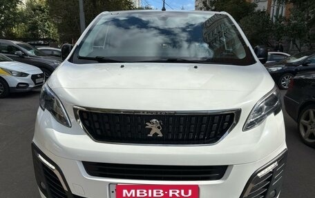 Peugeot Traveller I, 2021 год, 3 250 000 рублей, 3 фотография