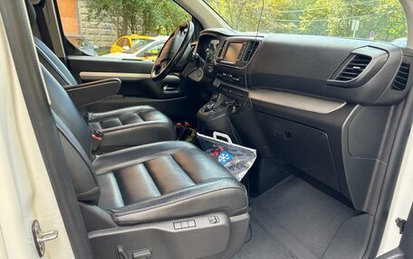 Peugeot Traveller I, 2021 год, 3 250 000 рублей, 16 фотография
