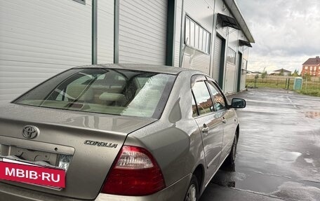 Toyota Corolla, 2004 год, 550 000 рублей, 3 фотография