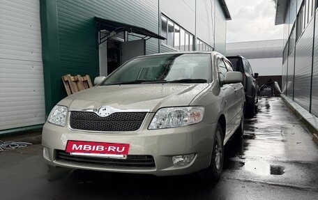 Toyota Corolla, 2004 год, 550 000 рублей, 4 фотография