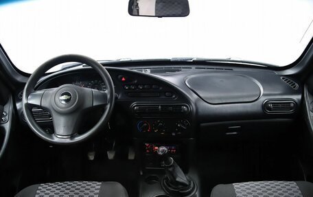 Chevrolet Niva I рестайлинг, 2017 год, 690 000 рублей, 15 фотография