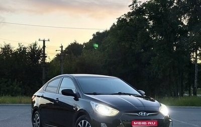 Hyundai Solaris II рестайлинг, 2012 год, 800 000 рублей, 1 фотография