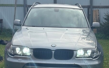 BMW X3, 2004 год, 700 000 рублей, 1 фотография