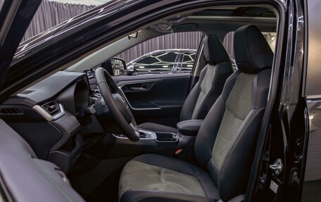 Toyota RAV4, 2021 год, 3 095 000 рублей, 11 фотография