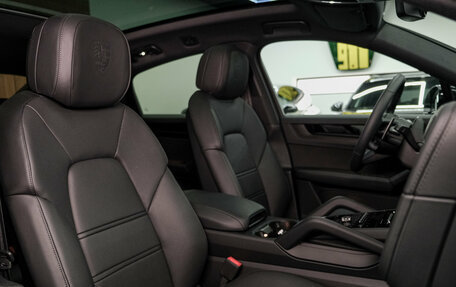 Porsche Cayenne III, 2026 год, 17 590 000 рублей, 2 фотография