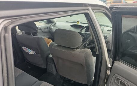 Nissan Avenir II, 2000 год, 320 000 рублей, 8 фотография