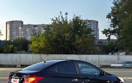 Hyundai Solaris II рестайлинг, 2012 год, 800 000 рублей, 2 фотография