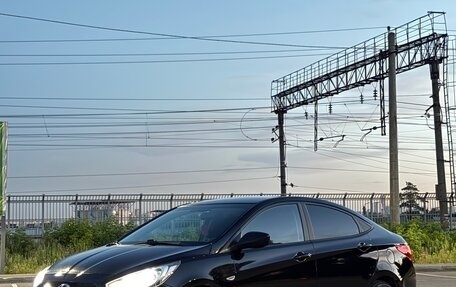 Hyundai Solaris II рестайлинг, 2012 год, 800 000 рублей, 6 фотография