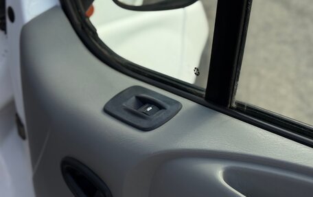 Opel Vivaro A рестайлинг, 2009 год, 1 120 000 рублей, 19 фотография