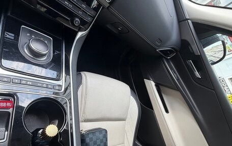 Jaguar XE I рестайлинг, 2017 год, 1 750 000 рублей, 9 фотография