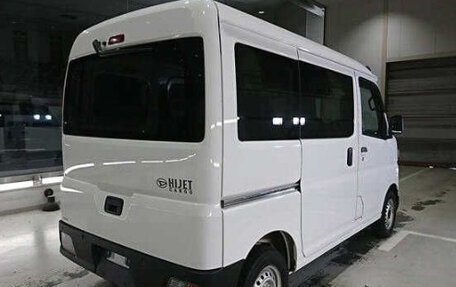 Daihatsu Hijet, 2024 год, 900 000 рублей, 2 фотография
