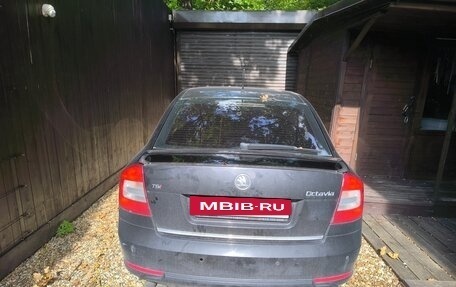 Skoda Octavia, 2011 год, 700 000 рублей, 2 фотография