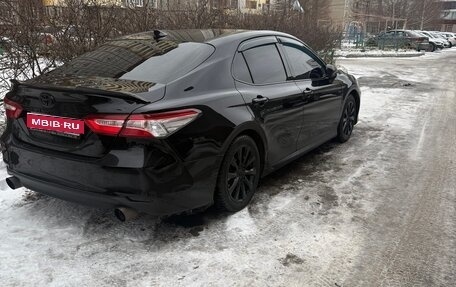 Toyota Camry, 2018 год, 2 650 000 рублей, 1 фотография