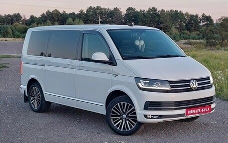 Volkswagen Caravelle T6 рестайлинг, 2019 год, 4 100 000 рублей, 1 фотография