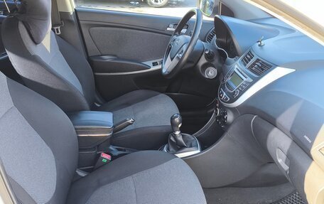 Hyundai Solaris II рестайлинг, 2014 год, 850 000 рублей, 8 фотография