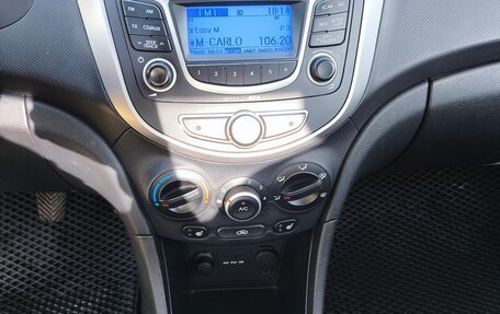 Hyundai Solaris II рестайлинг, 2014 год, 850 000 рублей, 13 фотография