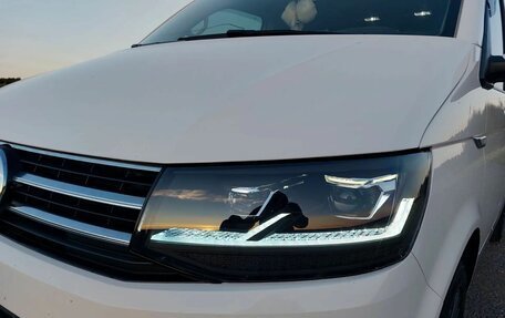 Volkswagen Caravelle T6 рестайлинг, 2019 год, 4 100 000 рублей, 5 фотография