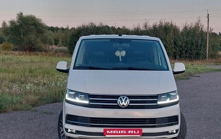 Volkswagen Caravelle T6 рестайлинг, 2019 год, 4 100 000 рублей, 3 фотография