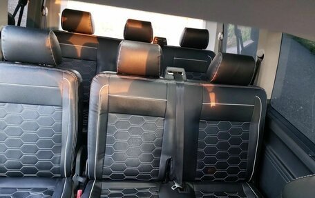 Volkswagen Caravelle T6 рестайлинг, 2019 год, 4 100 000 рублей, 22 фотография