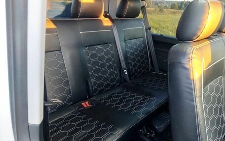 Volkswagen Caravelle T6 рестайлинг, 2019 год, 4 100 000 рублей, 21 фотография