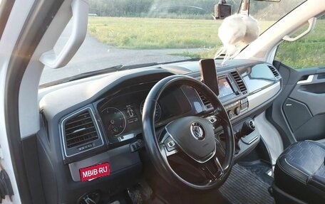 Volkswagen Caravelle T6 рестайлинг, 2019 год, 4 100 000 рублей, 23 фотография