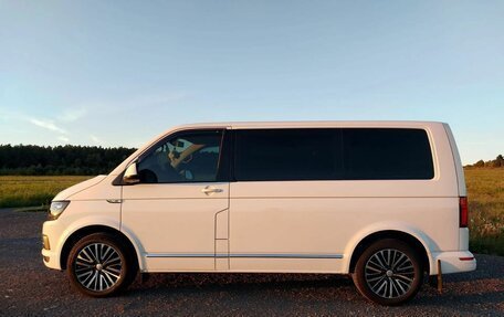 Volkswagen Caravelle T6 рестайлинг, 2019 год, 4 100 000 рублей, 36 фотография