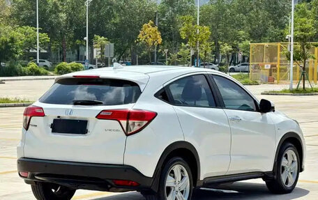 Honda Vezel, 2022 год, 1 145 700 рублей, 7 фотография