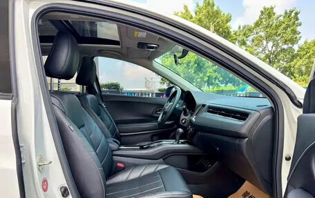 Honda Vezel, 2022 год, 1 145 700 рублей, 11 фотография