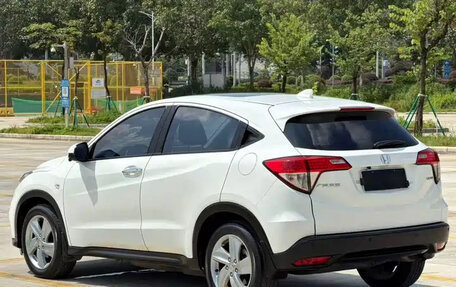 Honda Vezel, 2022 год, 1 145 700 рублей, 4 фотография