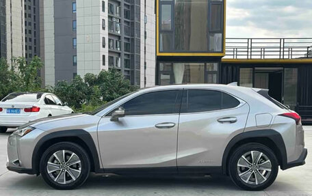 Lexus UX I, 2022 год, 2 875 000 рублей, 7 фотография