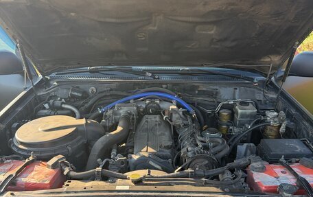 Toyota Land Cruiser 100 рестайлинг 2, 2006 год, 2 400 000 рублей, 8 фотография