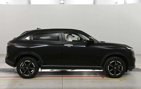 Honda Vezel, 2023 год, 1 930 000 рублей, 5 фотография
