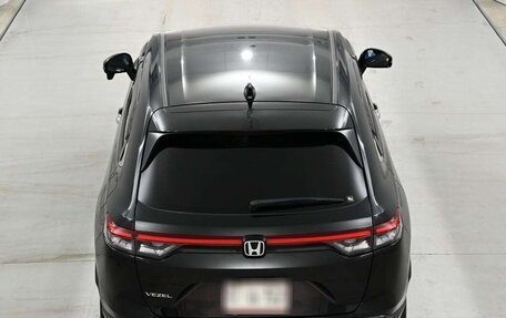 Honda Vezel, 2023 год, 1 930 000 рублей, 8 фотография