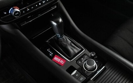 Mazda 6, 2021 год, 2 200 000 рублей, 10 фотография