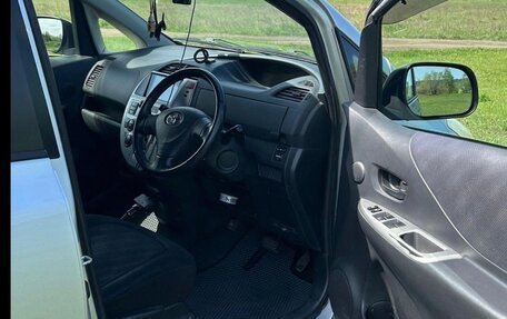 Toyota Ractis I, 2007 год, 550 000 рублей, 4 фотография