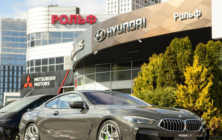 BMW 8 серия, 2018 год, 6 078 000 рублей, 2 фотография