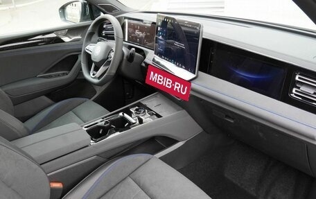 Volkswagen Tiguan, 2026 год, 4 900 000 рублей, 15 фотография