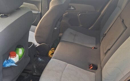 Chevrolet Cruze II, 2010 год, 190 000 рублей, 8 фотография