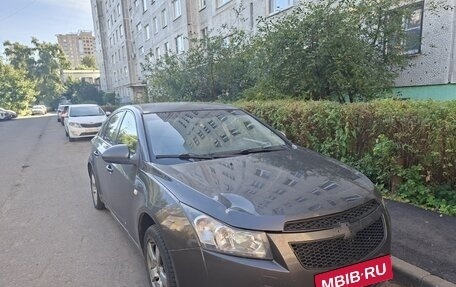 Chevrolet Cruze II, 2010 год, 190 000 рублей, 6 фотография