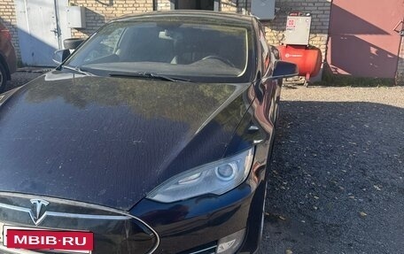 Tesla Model S I, 2014 год, 1 700 000 рублей, 4 фотография