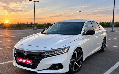 Honda Accord IX рестайлинг, 2022 год, 3 090 000 рублей, 1 фотография