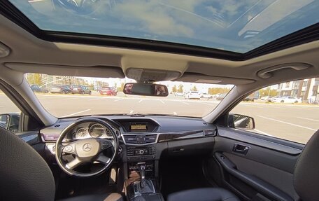 Mercedes-Benz E-Класс, 2009 год, 1 000 000 рублей, 16 фотография