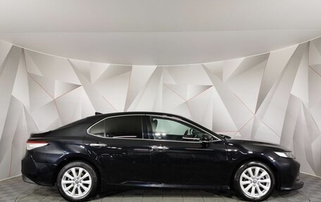 Toyota Camry, 2018 год, 2 435 000 рублей, 6 фотография