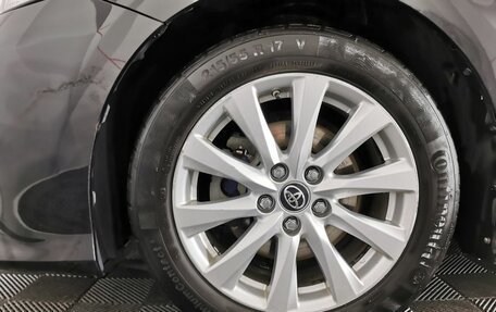 Toyota Camry, 2018 год, 2 435 000 рублей, 9 фотография