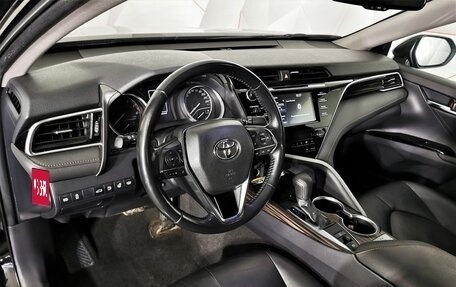 Toyota Camry, 2018 год, 2 435 000 рублей, 18 фотография