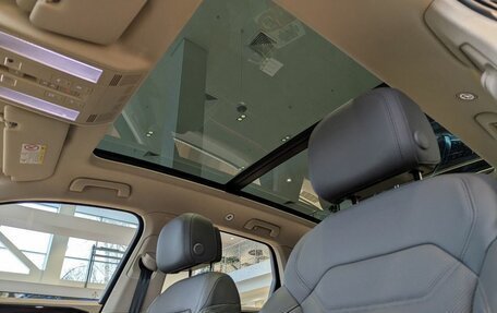 Volkswagen Touareg III, 2025 год, 8 590 000 рублей, 14 фотография