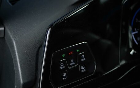 Volkswagen Golf VIII, 2021 год, 2 831 444 рублей, 14 фотография