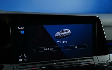 Volkswagen Golf VIII, 2021 год, 2 831 444 рублей, 17 фотография