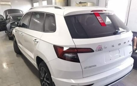 Skoda Karoq I, 2022 год, 1 573 000 рублей, 5 фотография