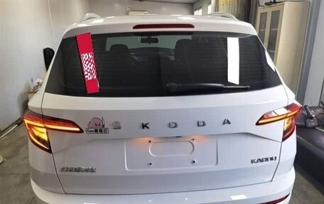 Skoda Karoq I, 2022 год, 1 573 000 рублей, 6 фотография